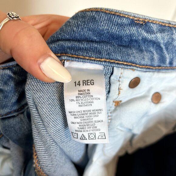 Aeropostale Womens Mid-rise Flare Jeans Size 14 Cotton Casual Light Wash Blue - Picture 15 of 16